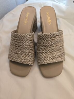 Seychelles Beige Woven Slide Sandals